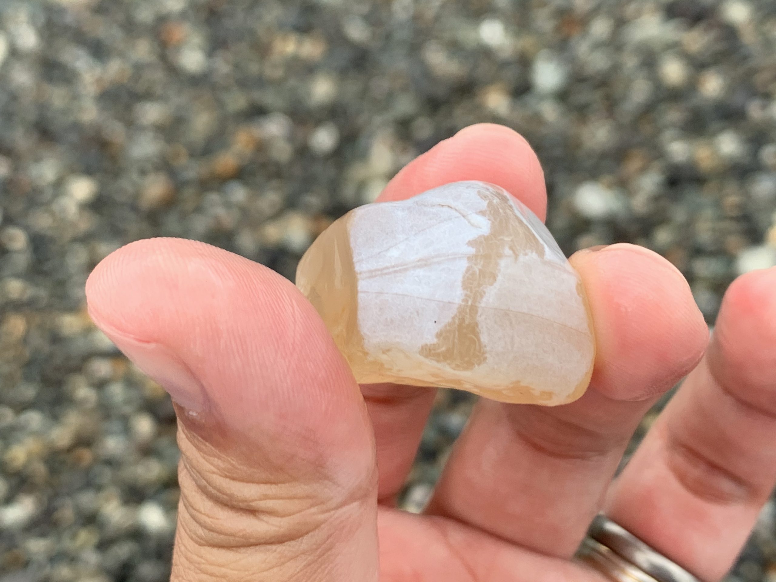 糸魚川産 瑪瑙 原石 メノウ原石